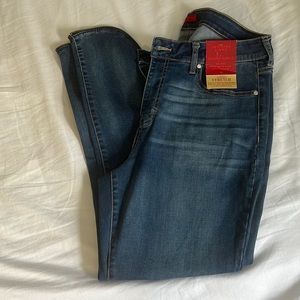 Jennifer Lopez skinny ankle jeans